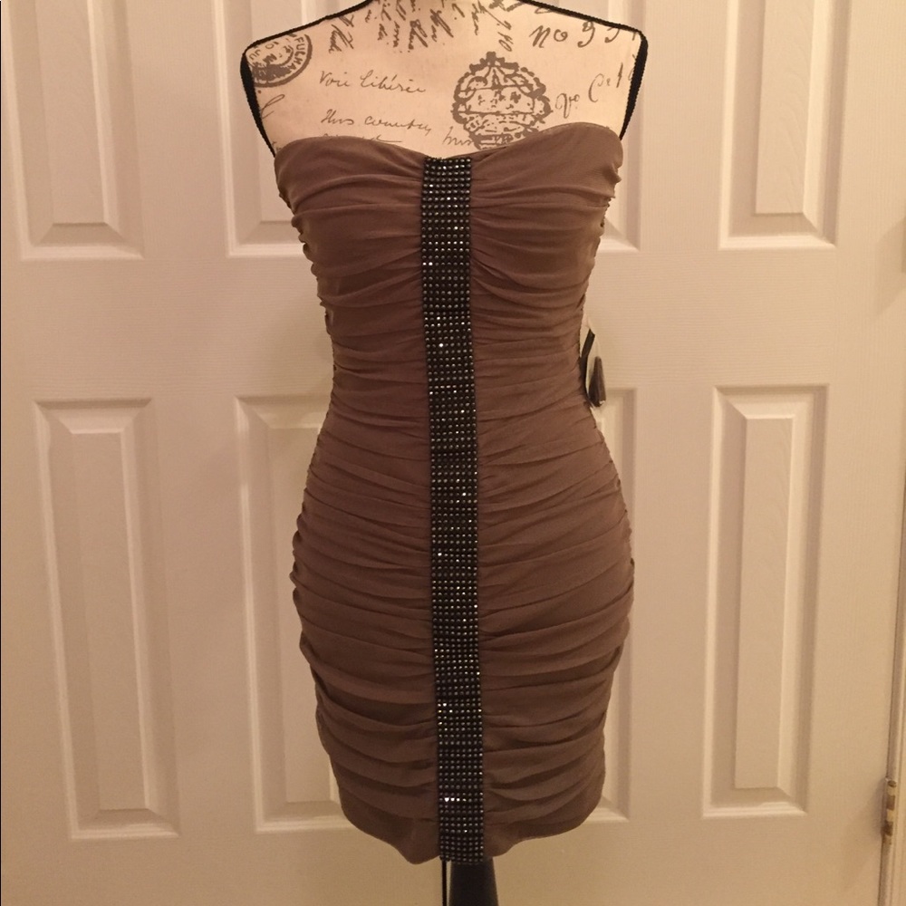Forever 21 mini dress size medium. NWT